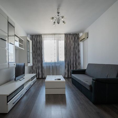 Apartament M & S Boekarest Buitenkant foto