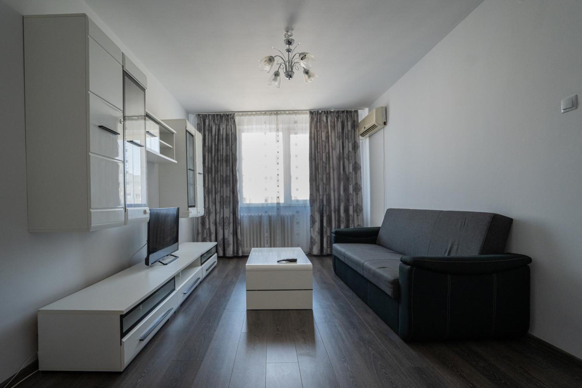 Apartament M & S Boekarest Buitenkant foto